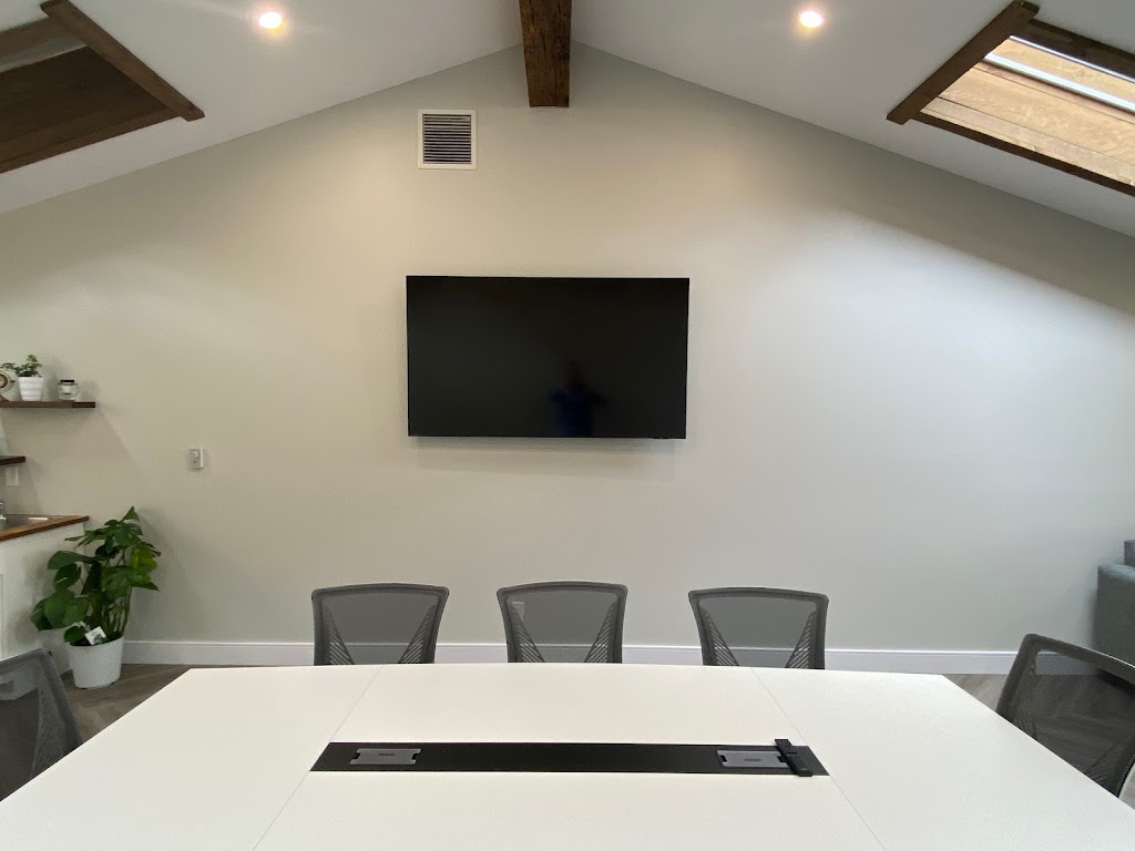 The Ariss Room | 5794 Wellington Rd 86, Ariss, ON N0B 1B0, Canada | Phone: (519) 731-4330