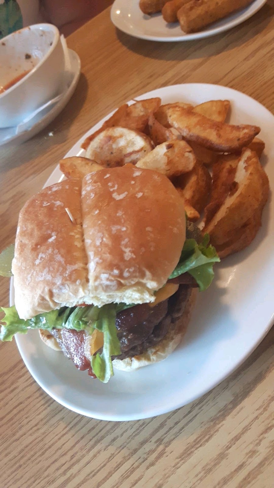 Belwood Super Snax | 5 George St, Belwood, ON N0B 1J0, Canada | Phone: (519) 843-5655
