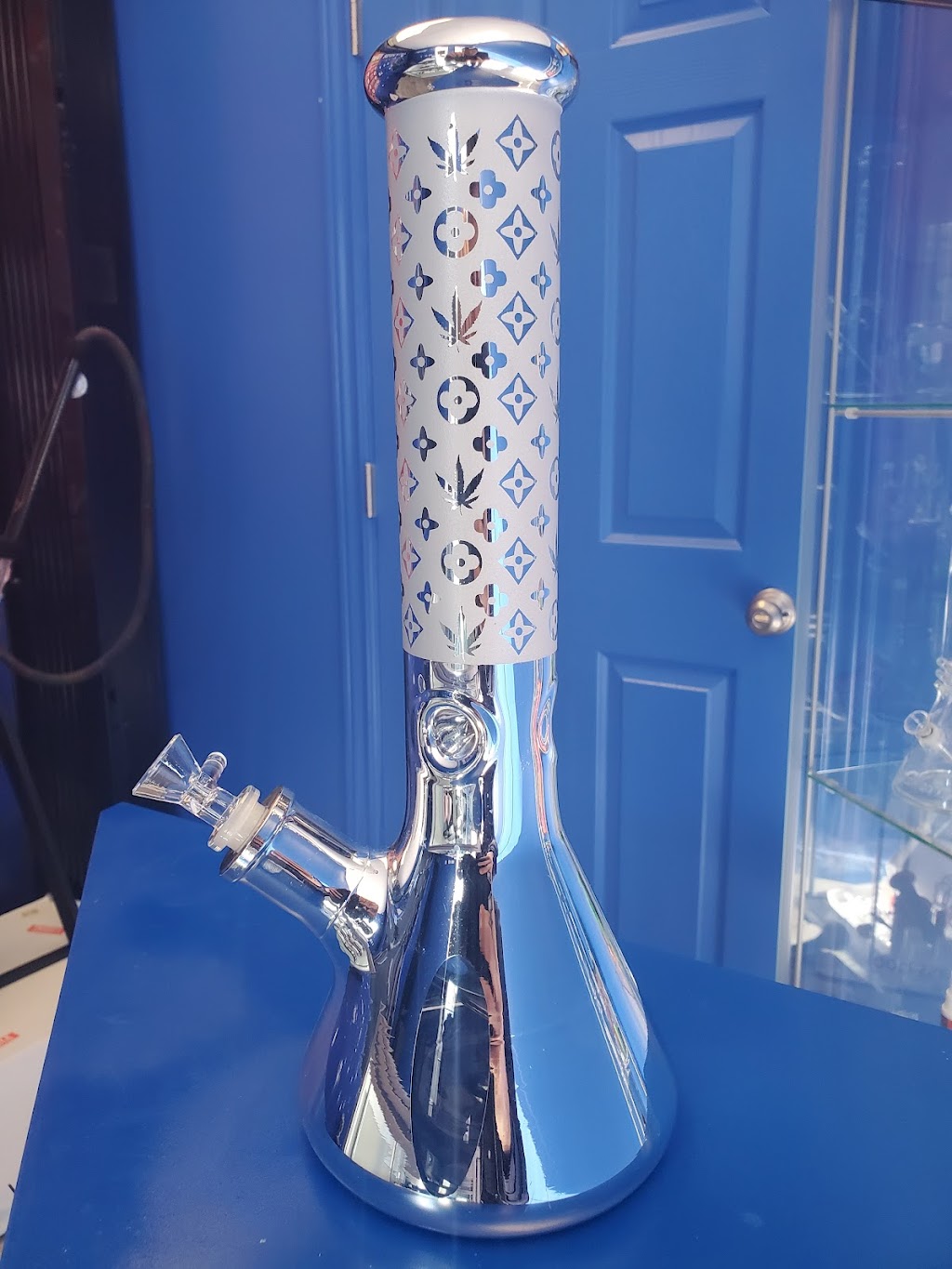 Darth Vapor | 5465 Inglis St, Halifax, NS B3H 1J6, Canada | Phone: (902) 481-8146