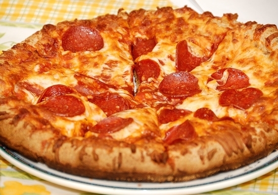 Canadian Classic Pizza | 6800 Memorial Dr E, Calgary, AB T2A 6V3, Canada | Phone: (403) 454-6644