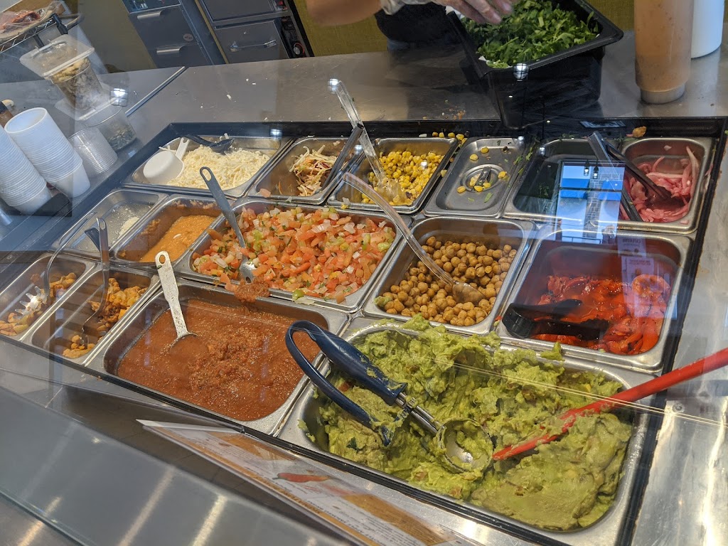Mucho Burrito Fresh Mexican Grill | 80 Courtneypark Dr E, Mississauga, ON L5T 2Y3, Canada | Phone: (905) 461-0430
