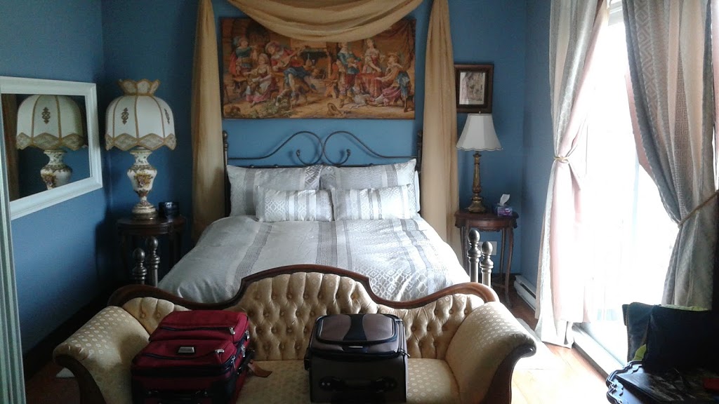 Chalets Enchantés | 4000 Boulevard Trudel E, Saint-Boniface, QC G0X 2L0, Canada | Phone: (819) 698-9988