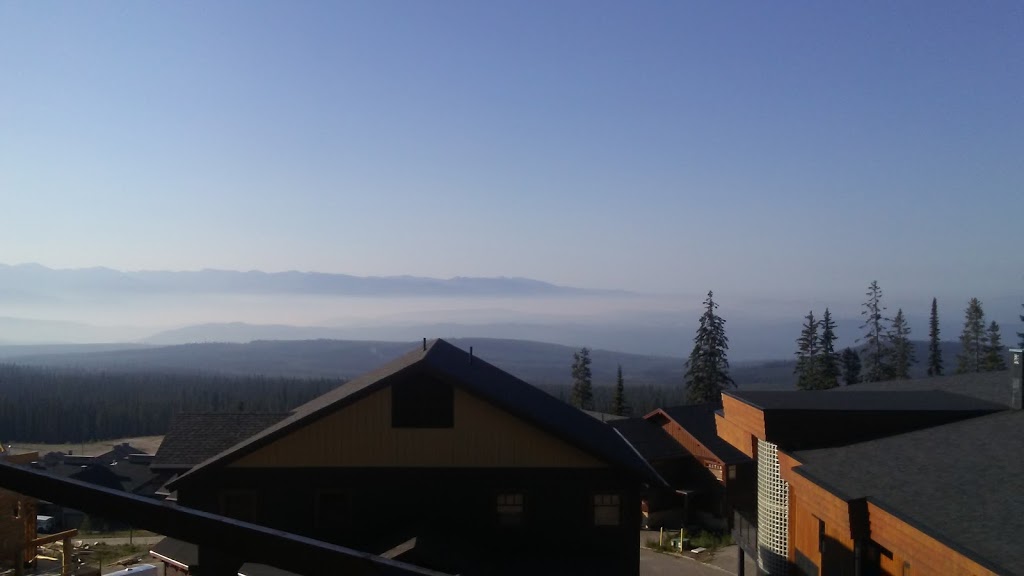 Trappers Crossing, Big White | 5350 Big White Rd, Kelowna, BC V1P 1P3, Canada | Phone: (250) 765-8888