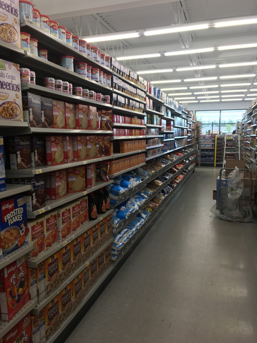Dollarama | Highland Hills Mall, 875 Highland Rd W, Kitchener, ON N2N 2Y2, Canada | Phone: (519) 568-7897