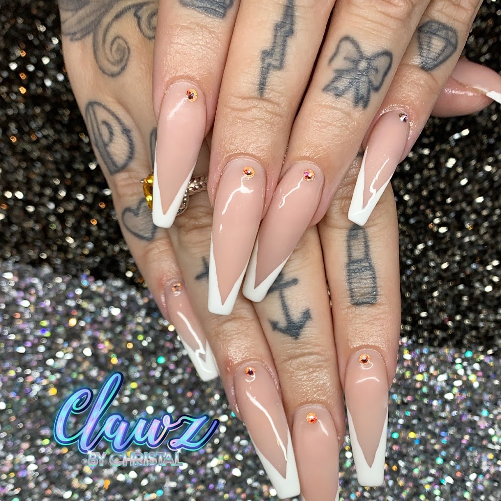 Clawz By Christal | 160 Beck St, Wasaga Beach, ON L9Z 2K7, Canada | Phone: (647) 884-2565