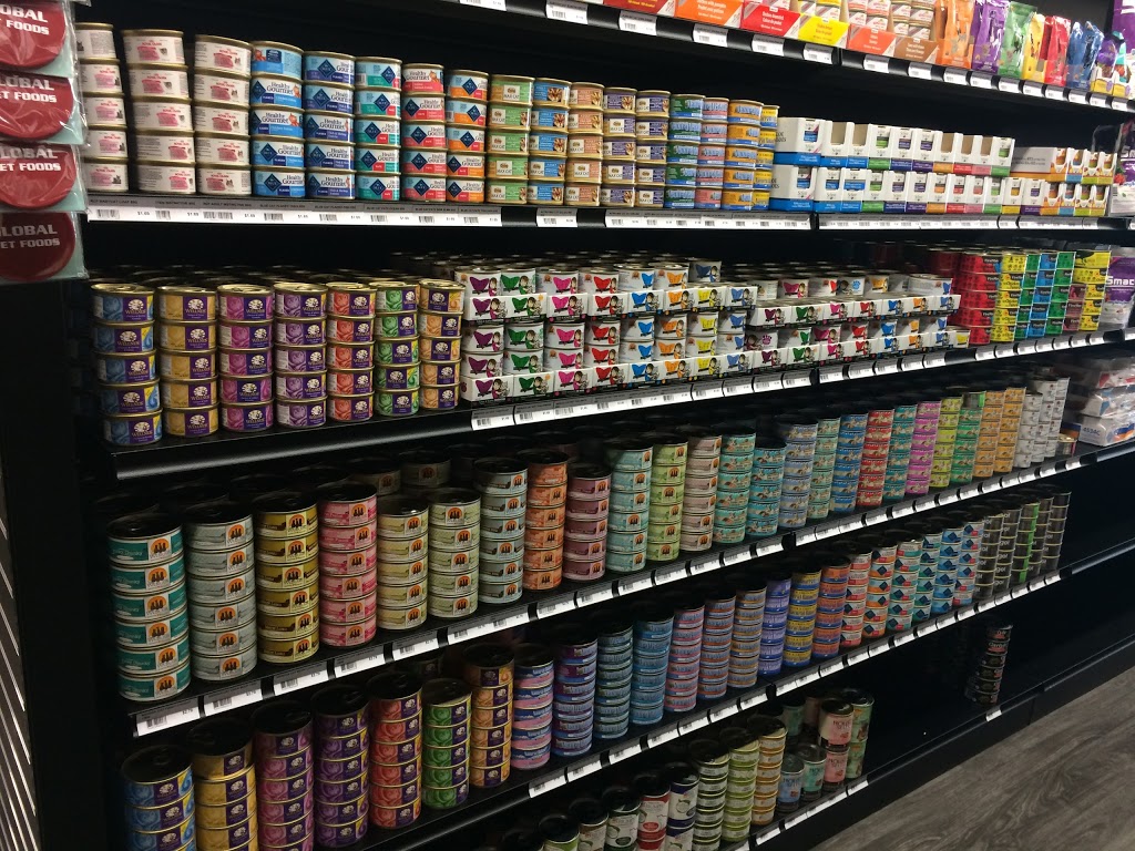 Global Pet Foods | 14800 Yonge St Unit 153, Aurora, ON L4G 1N3, Canada | Phone: (905) 727-3448