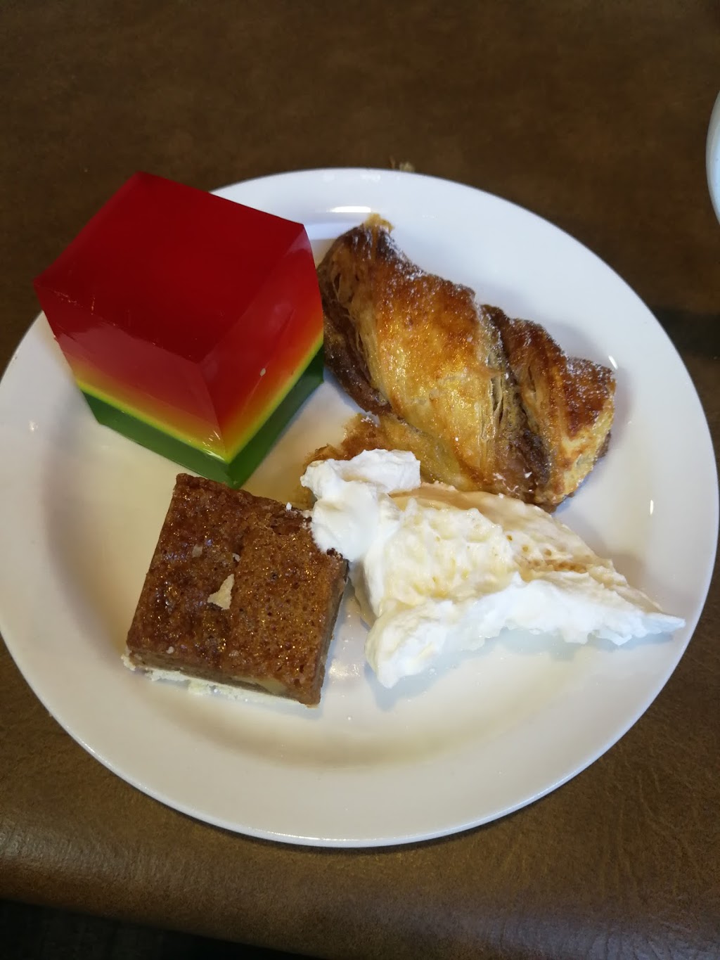 Buffet Royale Carvery - Sherwood Park | 957 Fir St #116, Sherwood Park, AB T8A 4N6, Canada | Phone: (780) 416-3663