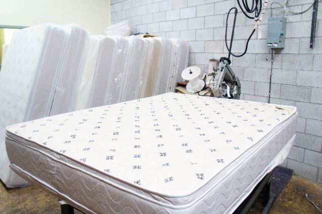 Night Queen Mattress Inc | 287 Glidden Rd #2, Brampton, ON L6W 1H9, Canada | Phone: (905) 796-7629