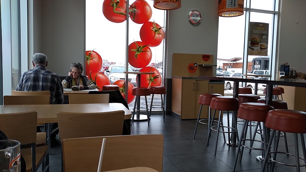 A&W Canada | 453 Boulevard Jutras E, Victoriaville, QC G6P 7H4, Canada | Phone: (819) 752-1705