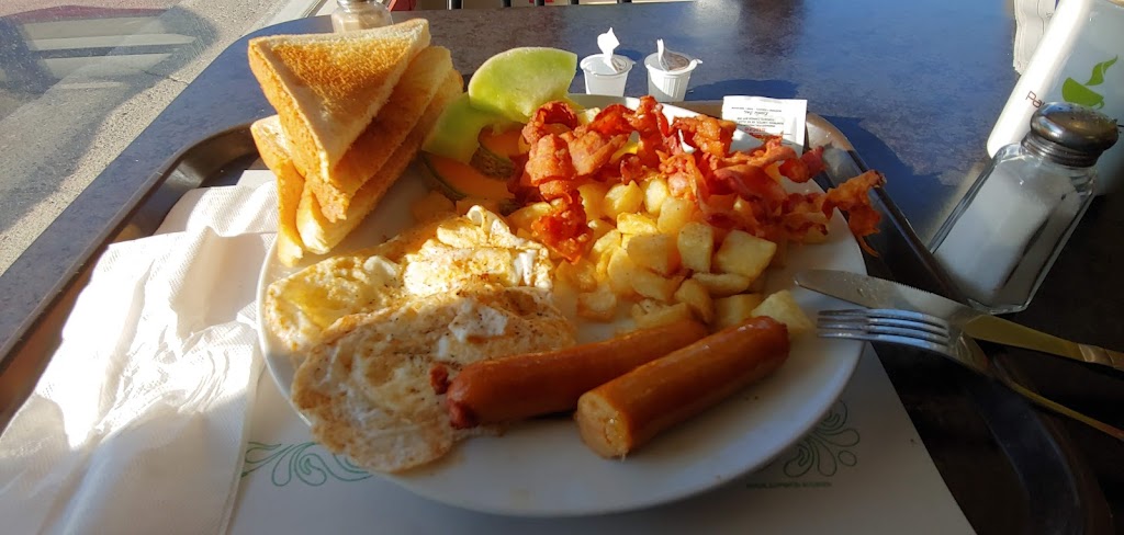 Restaurant Gino | 2984 Rue Sainte-Émilie, Jonquière, QC G7S 2T1, Canada | Phone: (418) 548-3092