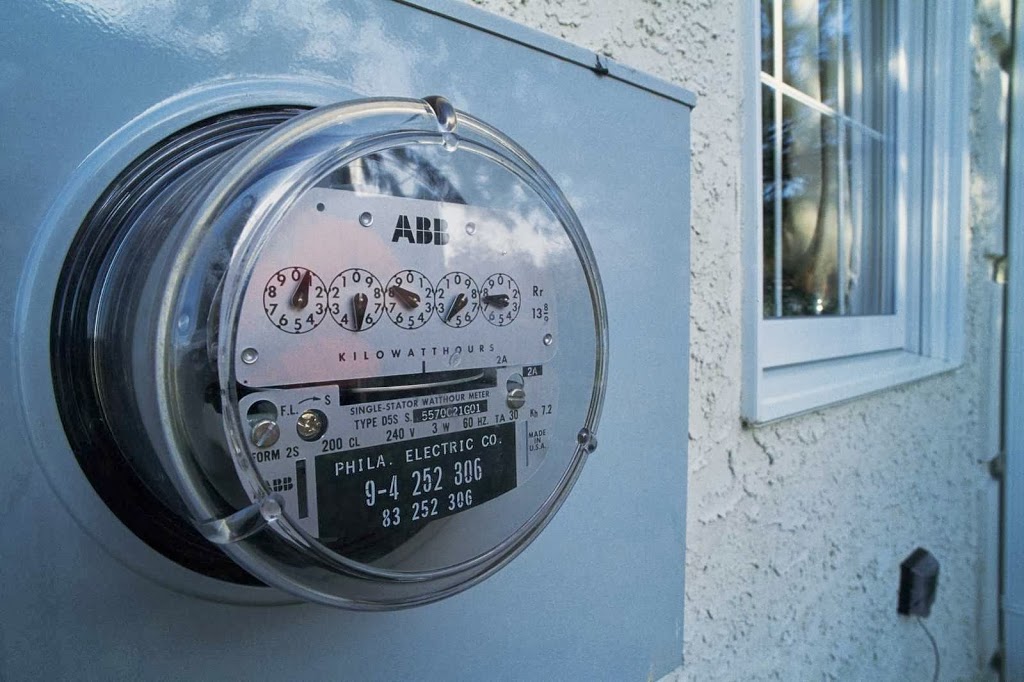 Paramount Electric Inc | 660 Eglinton Ave E, East York, ON M4G 2K2, Canada | Phone: (647) 985-4620