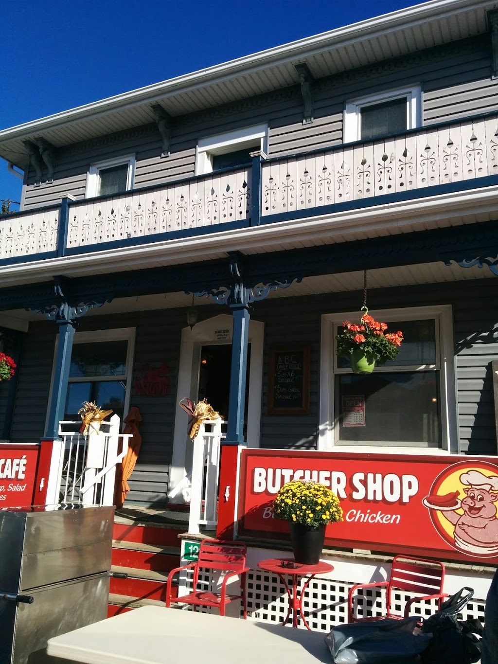 Pyms Village Market | 1192 Queens Bush Rd, Wellesley, ON N0B 2T0, Canada | Phone: (519) 656-2950
