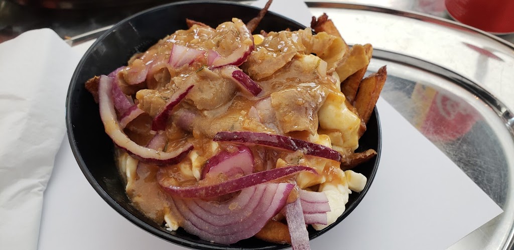 Le Snack Branché | 1284 Boulevard Bastien, Québec, QC G2K 1G2, Canada | Phone: (418) 704-1616