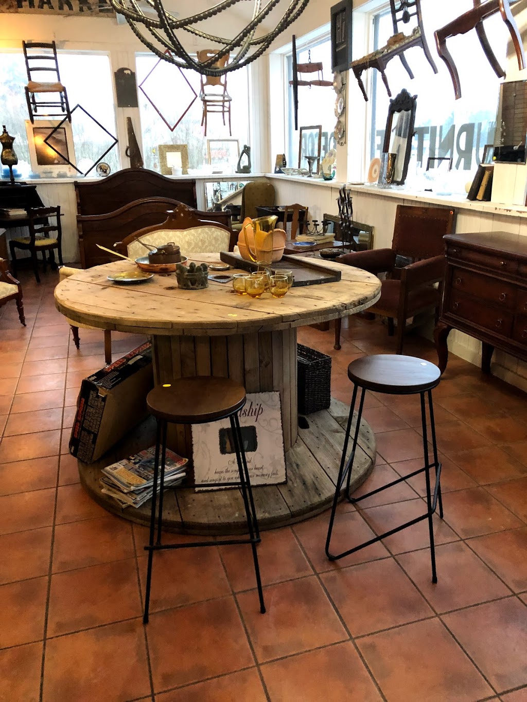 The ultimate garage sale | 2284 Wharncliffe Rd S, London, ON N6P 1L1, Canada | Phone: (519) 902-5920