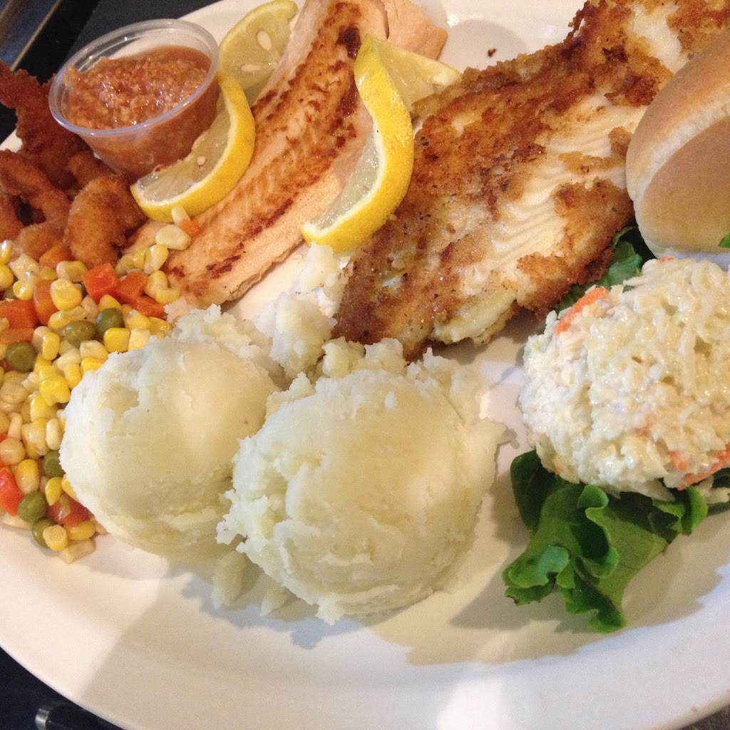 JRS Family Restaurant | 390 Turnberry St, Brussels, ON N0G 1H0, Canada | Phone: (519) 887-6951