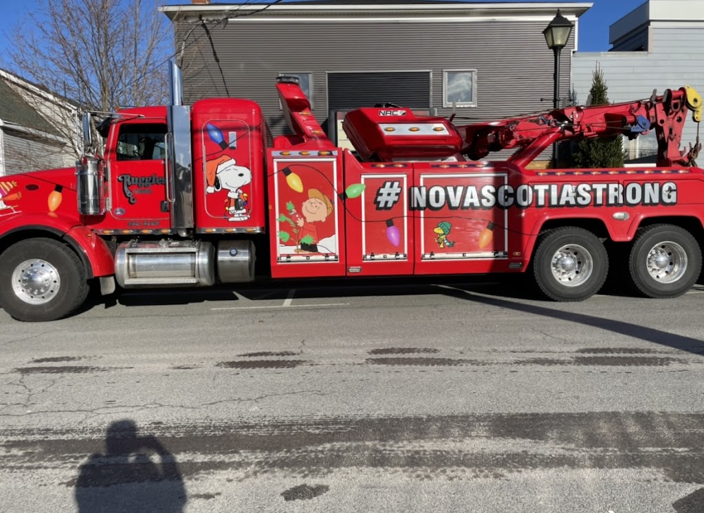 Ruggles Towing Service Ltd | 12 Lorne Dr, Dartmouth, NS B2Z 1B2, Canada | Phone: (902) 434-3226