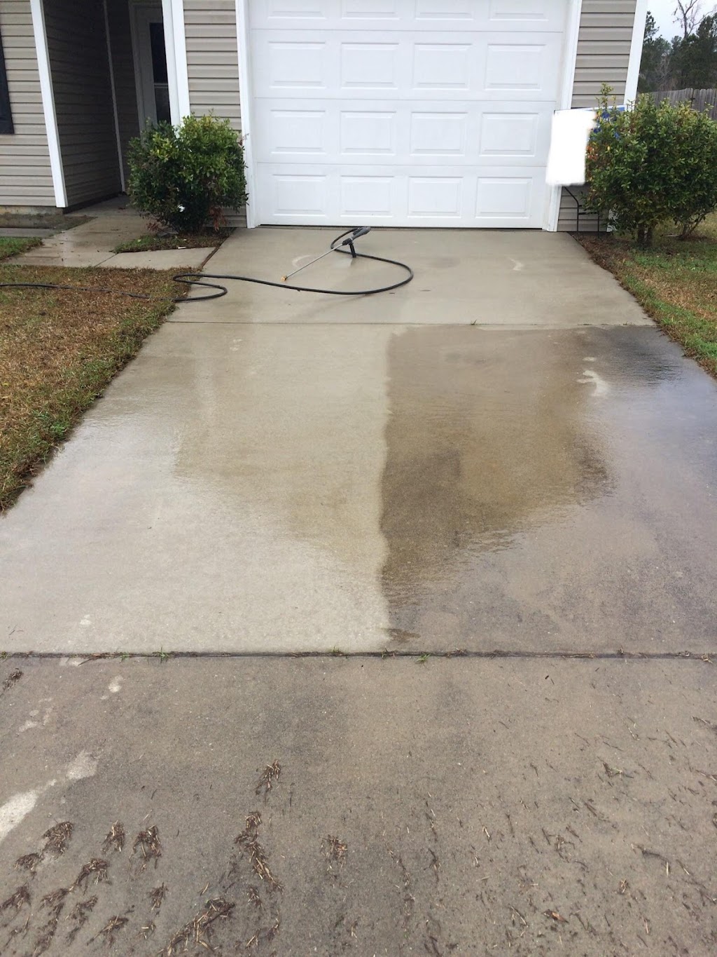 Dirty Gutter Boyz | 24 Hunter Crescent, Tillsonburg, ON N4G 5M8, Canada | Phone: (519) 403-4199