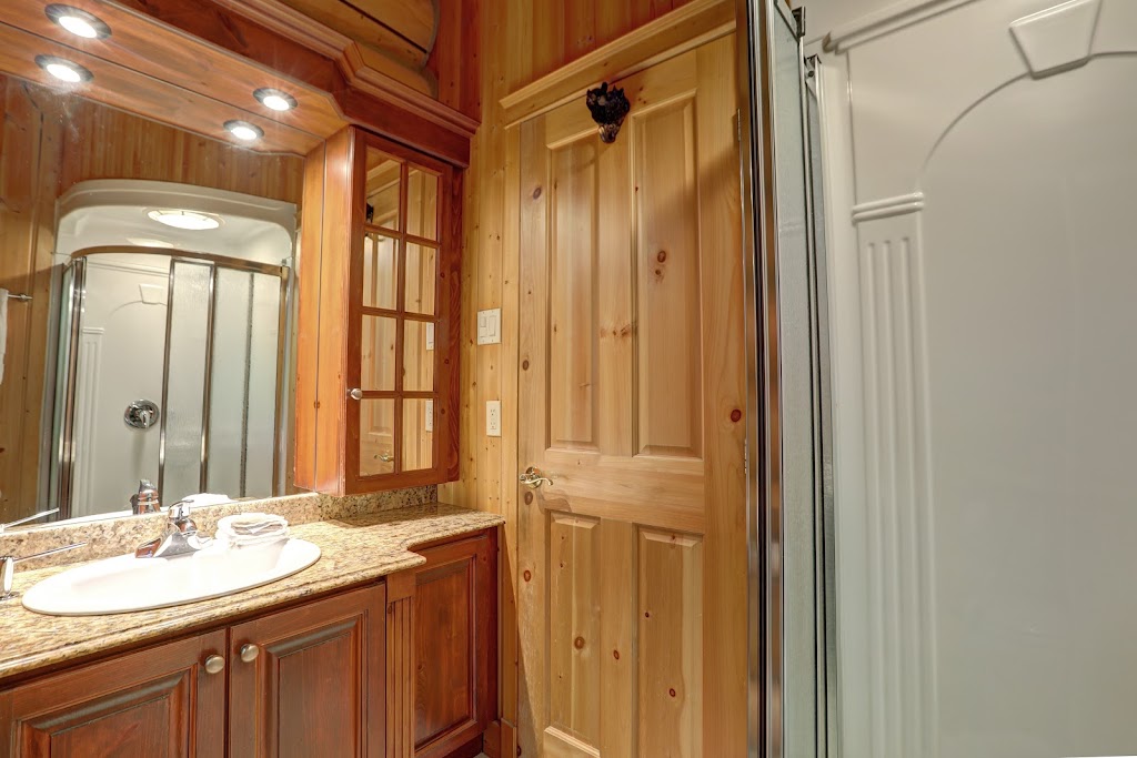 Chalet no. 14 by Fiddler Lake Resort® (Ours-Bear) | Fiddler Lake Resort Reception, 6 Chem. du Merle, Mille-Isles, QC J0R 1A0, Canada | Phone: (800) 721-0371