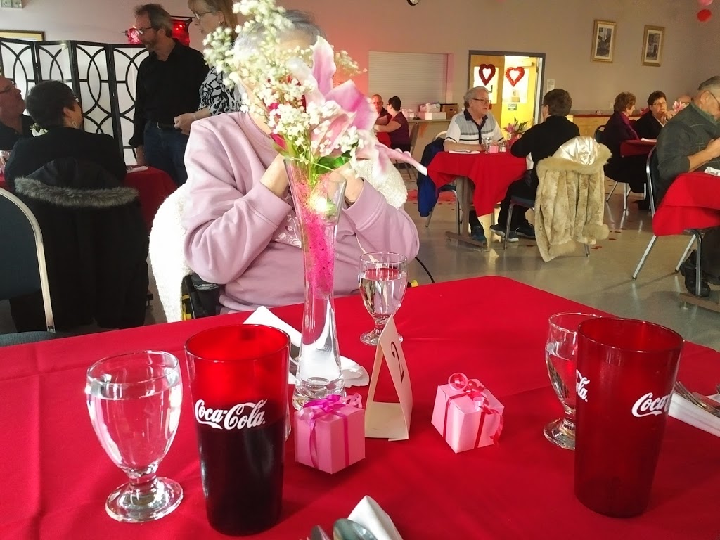 Starlight Restaurant | 457 40 St E, Prince Albert, SK S6V 1Z5, Canada | Phone: (306) 953-4130
