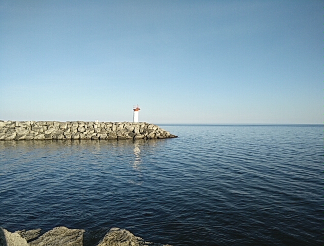 Lakefront Promenade Park | 115 Lakefront Promenade, Mississauga, ON L5E 3G9, Canada | Phone: (905) 615-4870