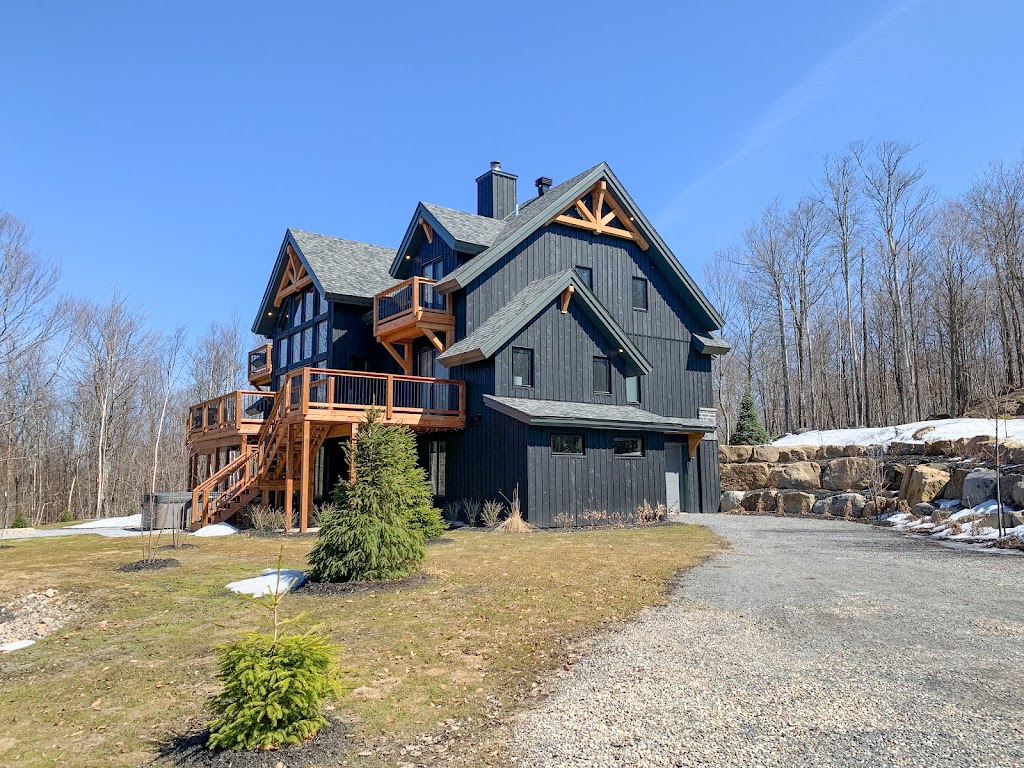 Black Bear - chalet Platinum G.I. | 111 R. Allen, Morin-Heights, QC J0R 1H0, Canada | Phone: (514) 919-2722