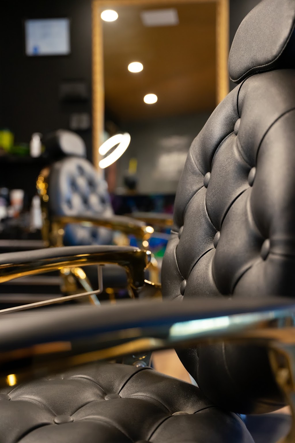 Studio Massive Ink - Tatouage & Barbier | 1700 Boulevard Pie-XI N, Québec, QC G3J 1L5, Canada | Phone: (418) 845-0090