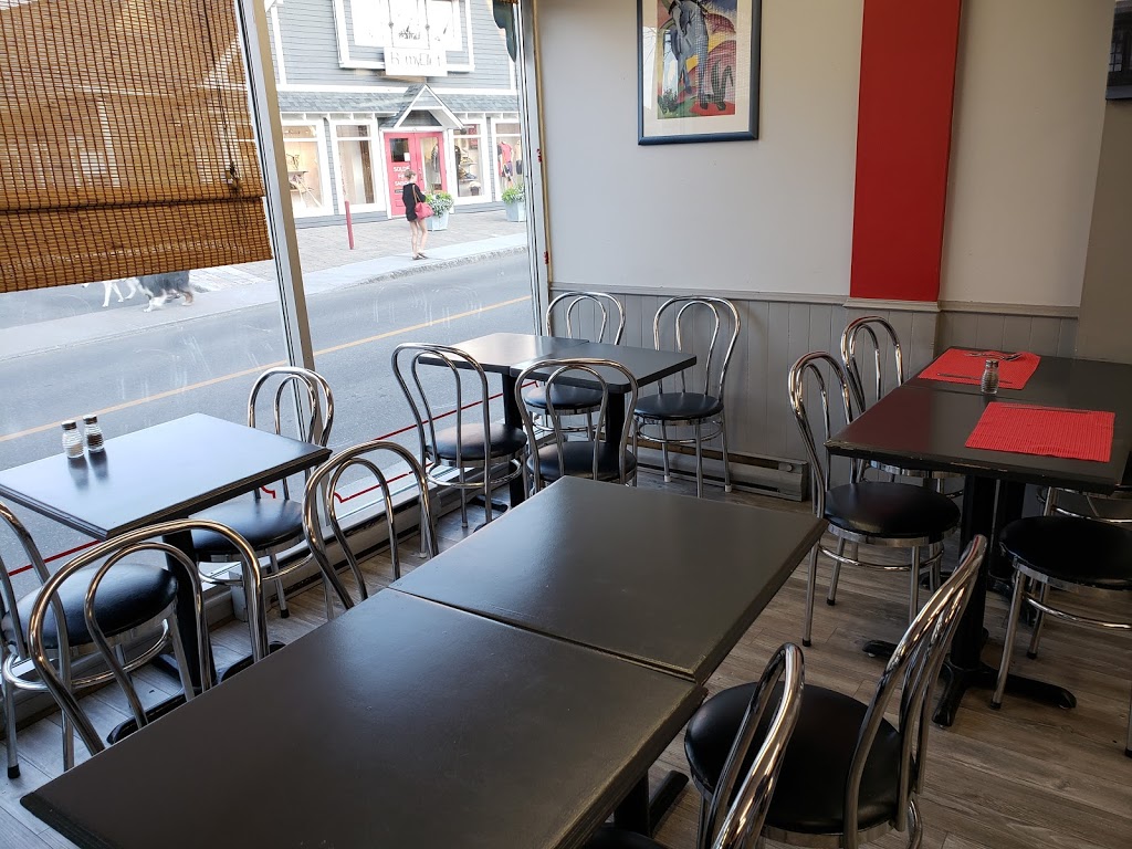 Crèmerie Les Folies Glacées | 289, rue Principale, Saint-Sauveur, QC J0R 1R0, Canada | Phone: (450) 227-7104