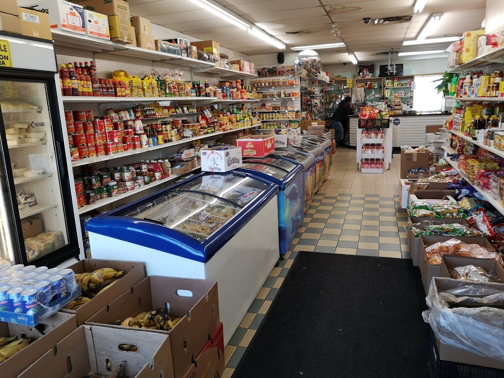 Gustitos de mi Tierra | 2708 Jane St, North York, ON M3L 1S4, Canada | Phone: (416) 749-8777