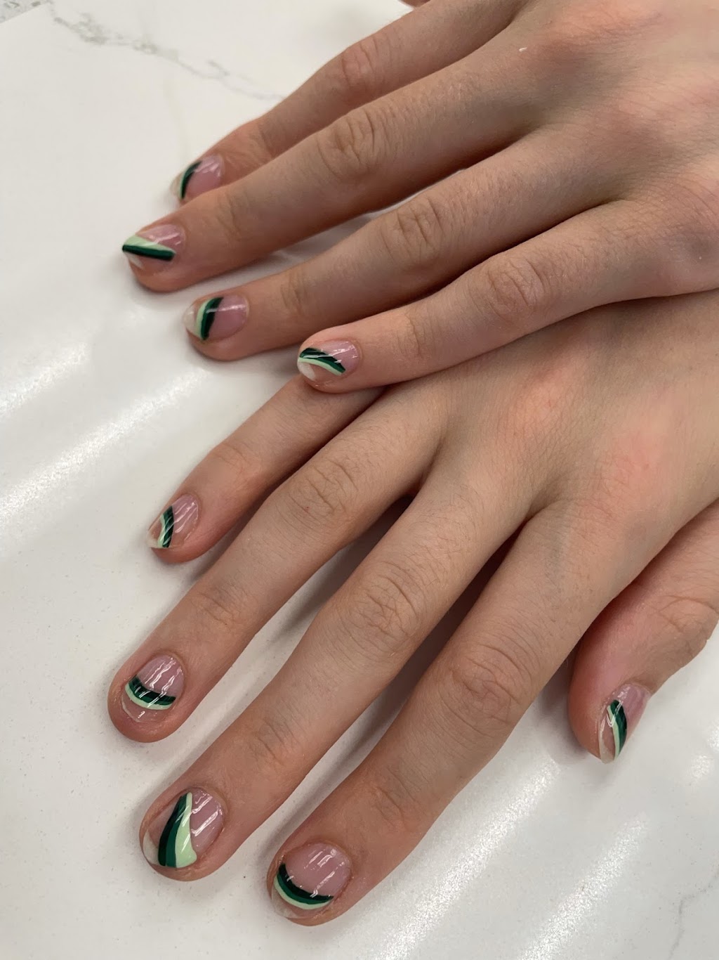Oasis Nails & Spa | 2018 Oak Bay Ave, Victoria, BC V8R 1E4, Canada | Phone: (250) 590-4089