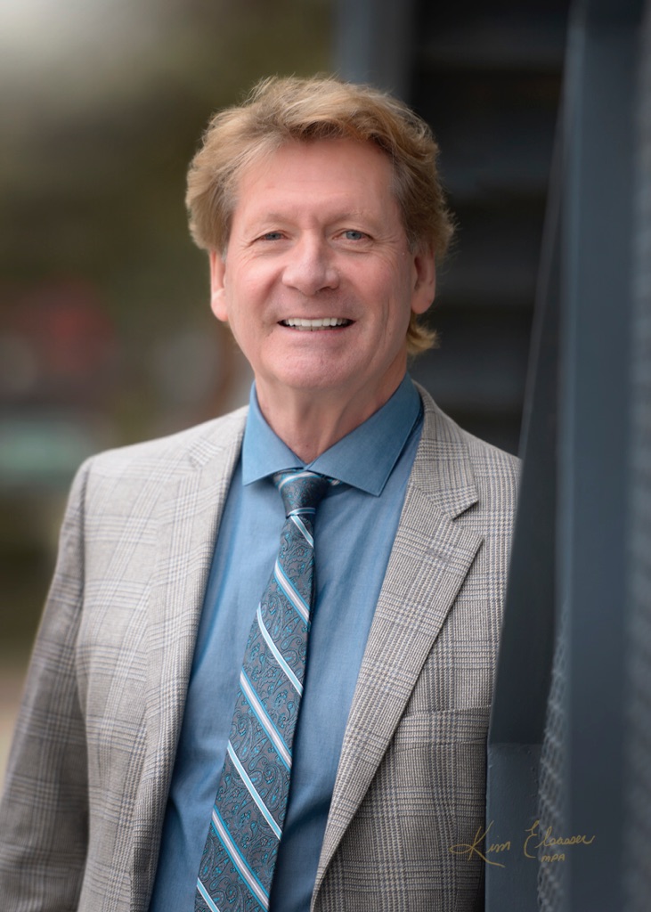 Dr. Blair Broaderip | Orchard Park Dental Orchard Park Mall by Best Buy #215, 2271 Harvey Ave, Kelowna, BC V1Y 6H2, Canada | Phone: (250) 860-6460