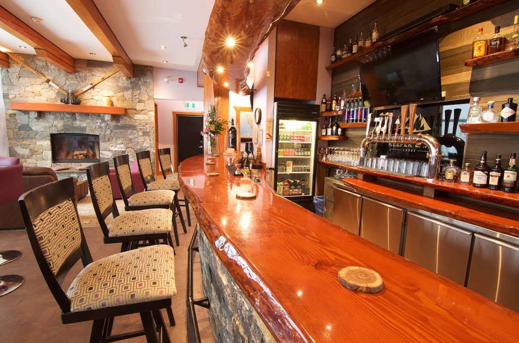 Keefer Lake Lodge | 1401 Keefer Lake Road, Cherryville, BC V0E 2G3, Canada | Phone: (844) 533-3371