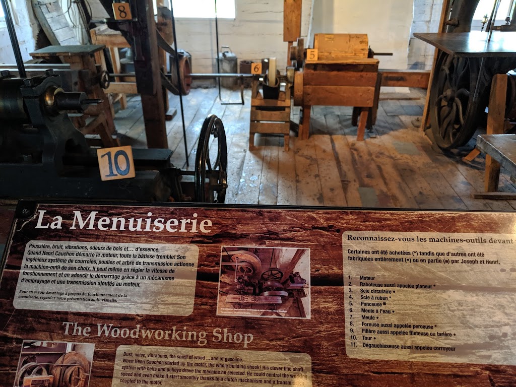 Forge Menuiserie Cauchon | 323 Chem. de la Vallée, La Malbaie, QC G5A 1B8, Canada | Phone: (418) 665-2160