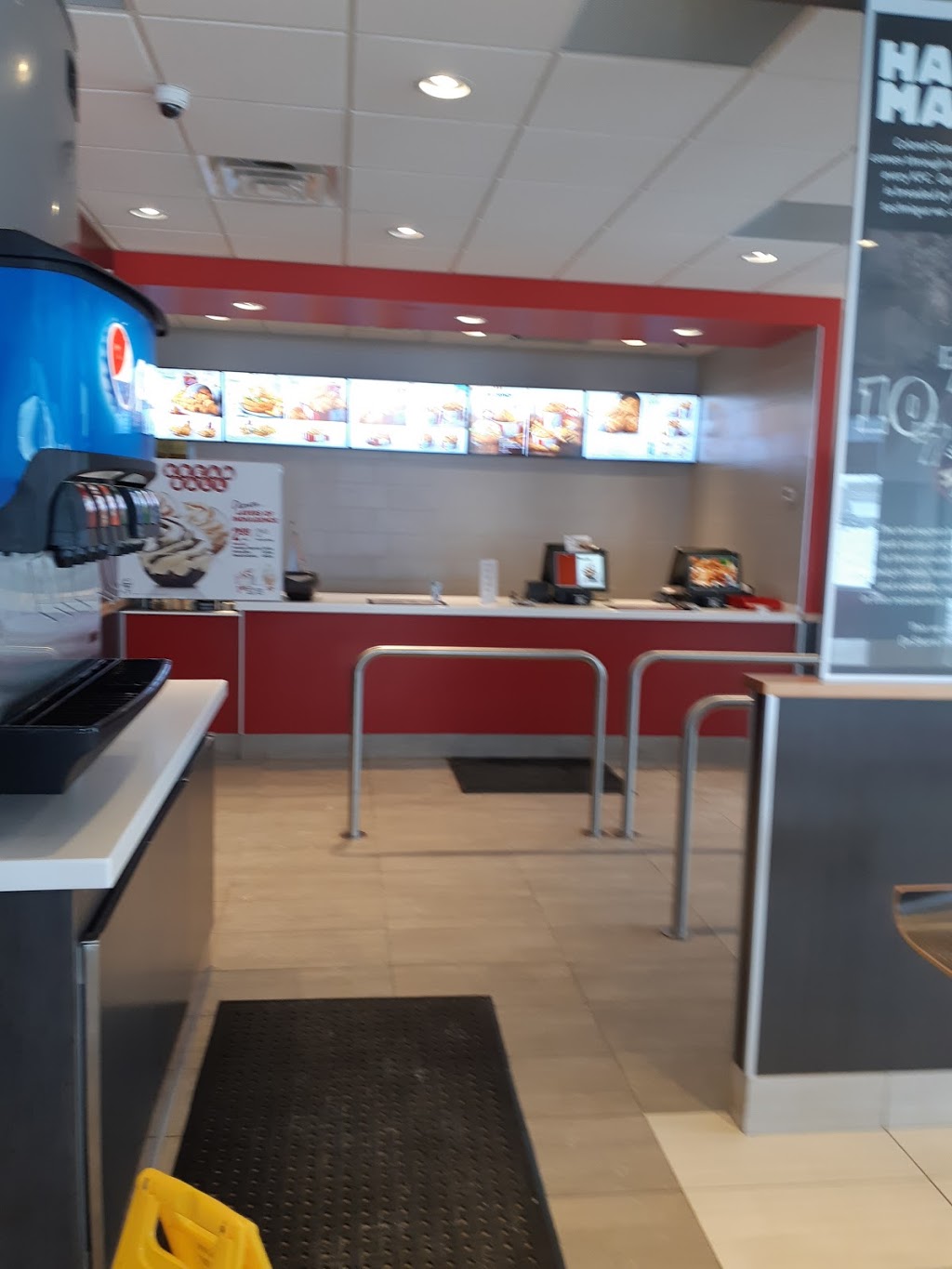 KFC | 4737-4771 Dorchester Rd, Niagara Falls, ON L2E 7H9, Canada | Phone: (905) 228-2939