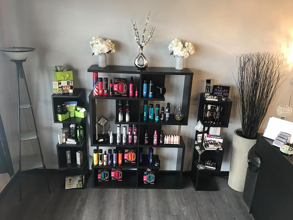 Infinity Hair Designs | 1120 Gratiot Blvd, Marysville, MI 48040, USA | Phone: (810) 294-5566