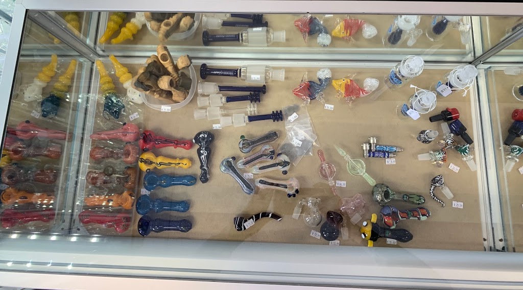 Emporium Glass | 165 Argyle Ave N, Listowel, ON N4W 1M7, Canada | Phone: (519) 418-4888