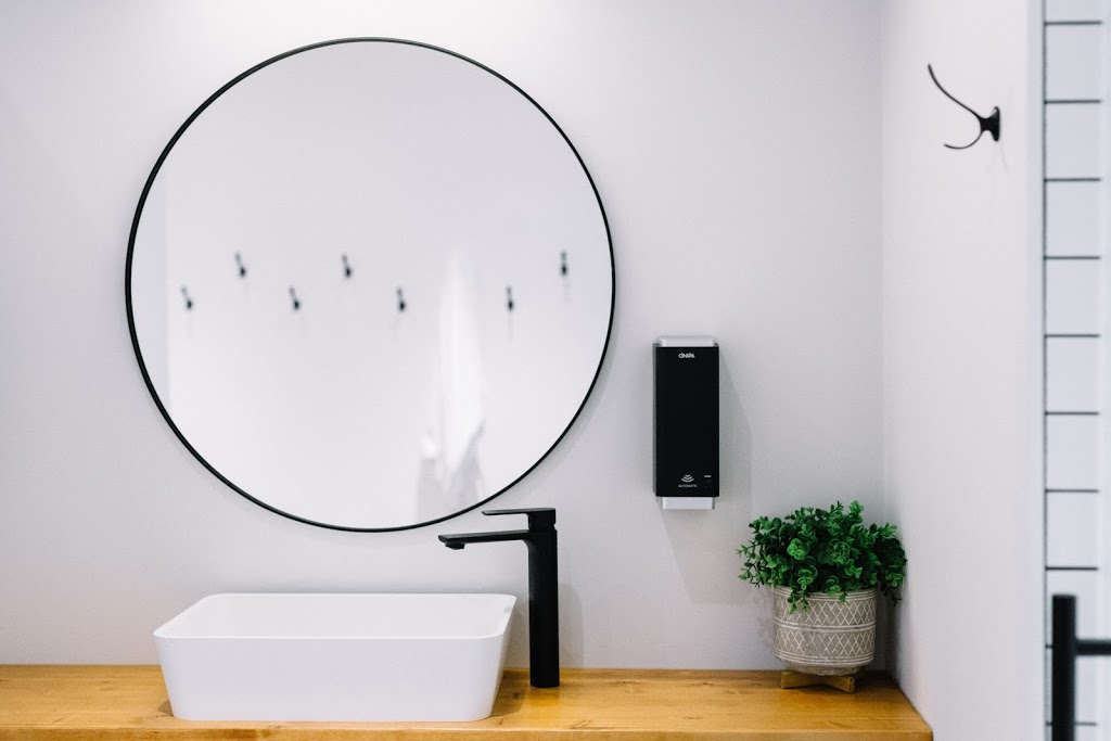 Cedar and Sage [ Massage - Float - Hot Yoga ] | 20 Balsam St Suite 10, Collingwood, ON L9Y 4H7, Canada | Phone: (705) 443-8038
