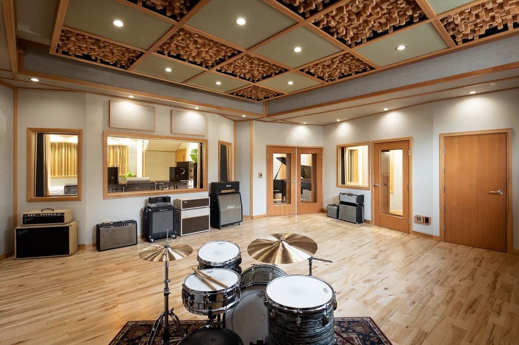Monarch Studios | 3702 Commercial St, Vancouver, BC V5N 4G2, Canada | Phone: (604) 657-8369