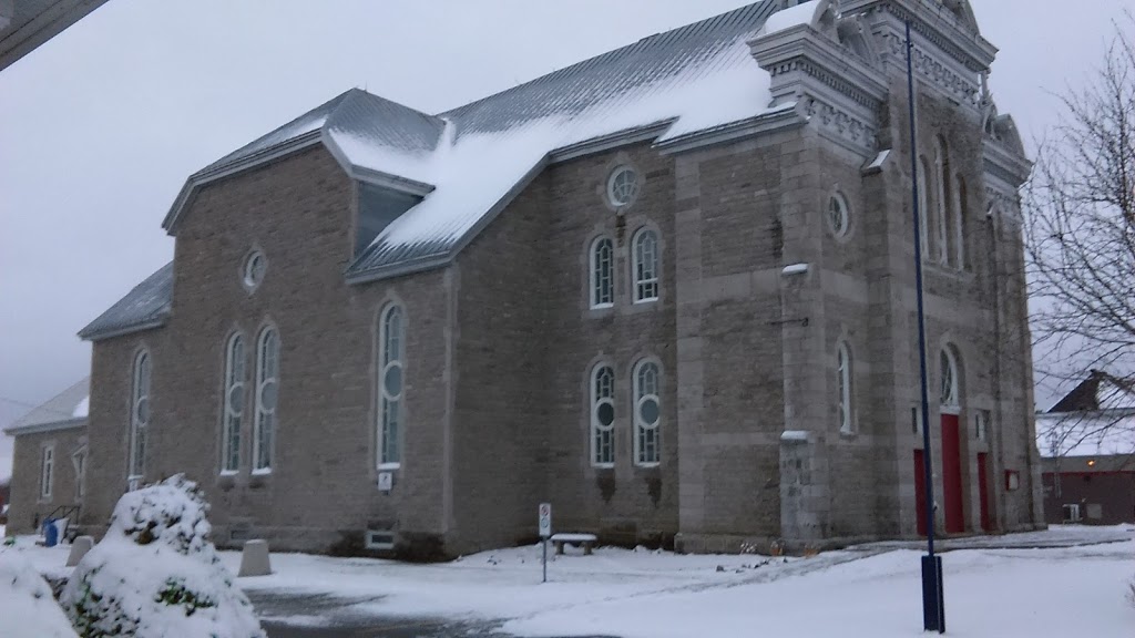 Sainte-Marie-Salomé City Hall | 690 Chemin St Jean, Sainte-Marie-Salomé, QC J0K 2Z0, Canada | Phone: (450) 839-6212