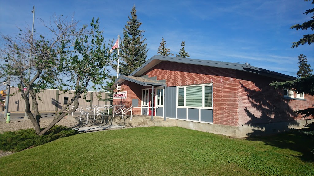 Liscombe Chiropractic Clinic | 2201 20 St, Nanton, AB T0L 1R0, Canada | Phone: (403) 646-3111