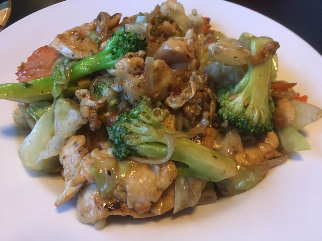 Sense Thai Noodle Bowl | 812 Gibsons Way, Gibsons, BC V0N 1V7, Canada | Phone: (604) 886-9219