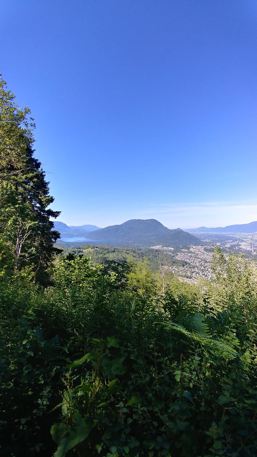 Mt Thom Park | 5778 Jinkerson Rd, Chilliwack, BC V2R 0C8, Canada | Phone: (604) 793-2904