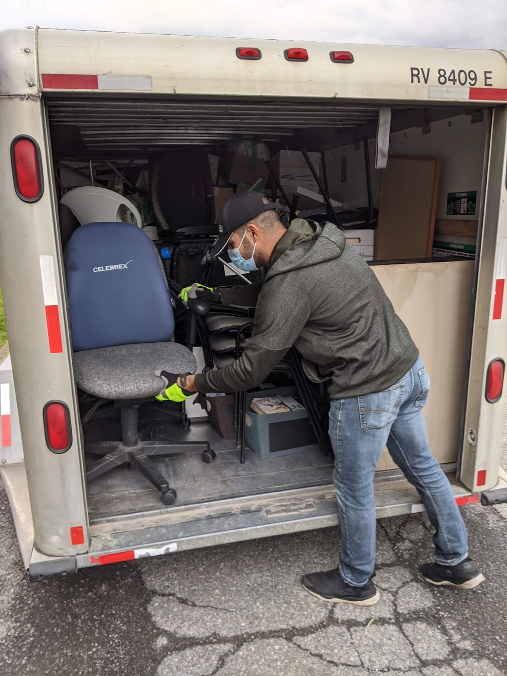 Bens Moving St. Catharines | 221 Glendale Ave, St. Catharines, ON L2R 7L4, Canada | Phone: (289) 990-1120