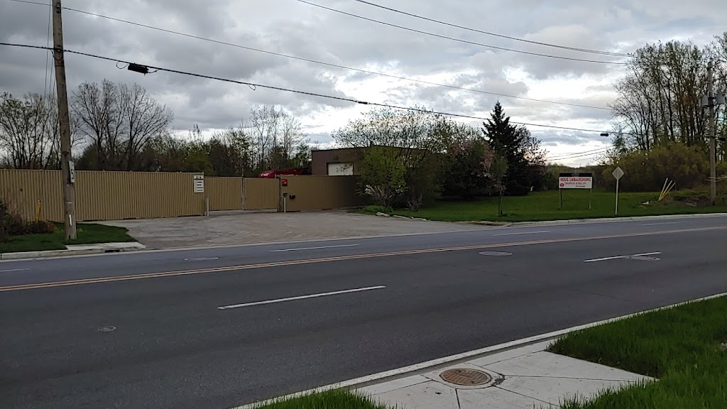 Le GEANT du Conteneur - Location de conteneur à Montréal | 303 Bd Industriel, Châteauguay, QC J6J 4Z2, Canada | Phone: (450) 699-6862