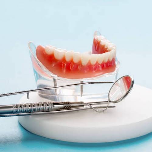 Gouin, Verreault Denturologistes - La Baie | 751 Rue Mars suite 2, La Baie, QC G7B 3N6, Canada | Phone: (418) 544-4265