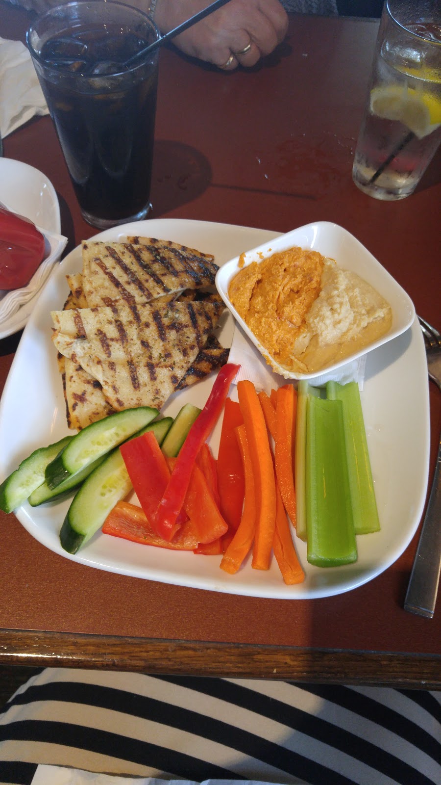 Boston Pizza | 11 Broadway Blvd, Sherwood Park, AB T8H 2C1, Canada | Phone: (780) 464-9999