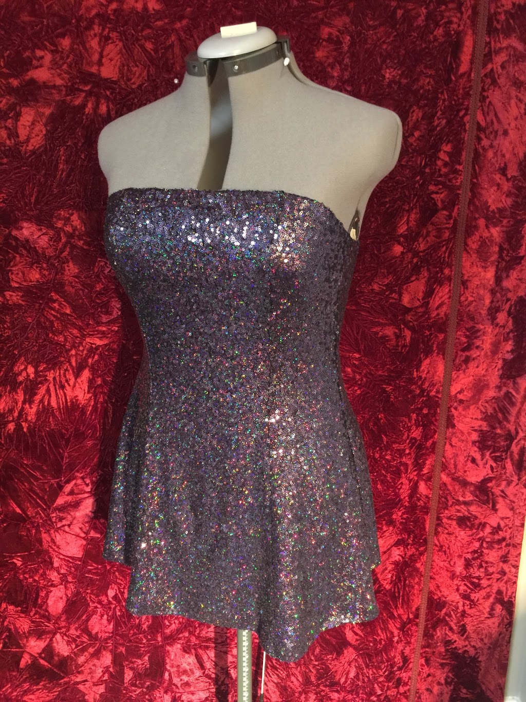 Leera Custom Design and Sewing Co. | 46 Legacy Green SE, Calgary, AB T2X 0X6, Canada | Phone: (403) 409-9395