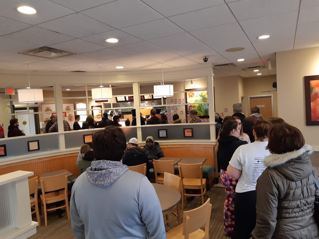 Wendys | 720 Sackville Dr, Lower Sackville, NS B4E 3A4, Canada | Phone: (902) 864-3745