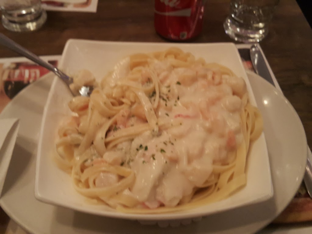 Restaurant Martini Inc | 213 2e Avenue, Lac-Etchemin, QC G0R 1S0, Canada | Phone: (418) 625-3491
