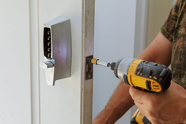 JL Security - Commercial Locksmith Calgary | 212 Pinemill Rd NE, Calgary, AB T1Y 2E2, Canada | Phone: (403) 671-6091