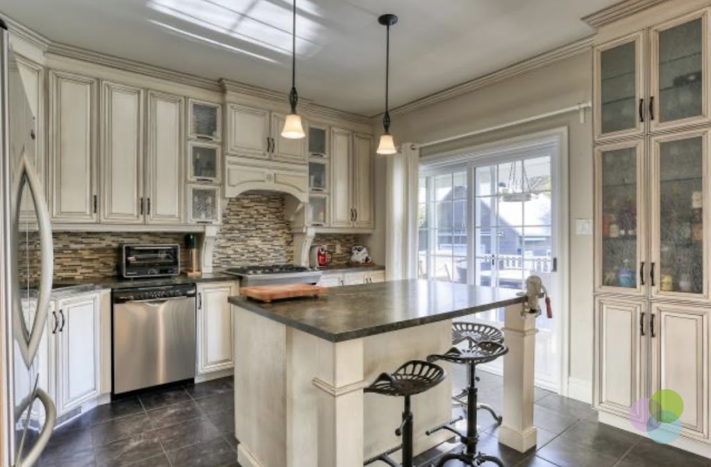 RE/MAX Québec | 1500 Rue Cunard, Laval, QC H7S 2B7, Canada | Phone: (450) 668-7743
